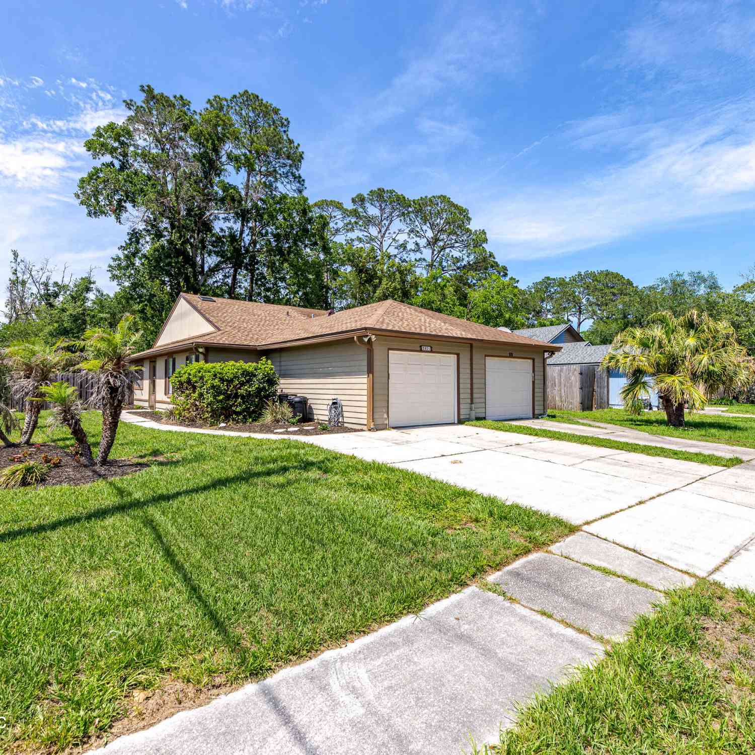 Townhouse For Sale - 3801 Windridge Court<br/> Jacksonville, FL 32257