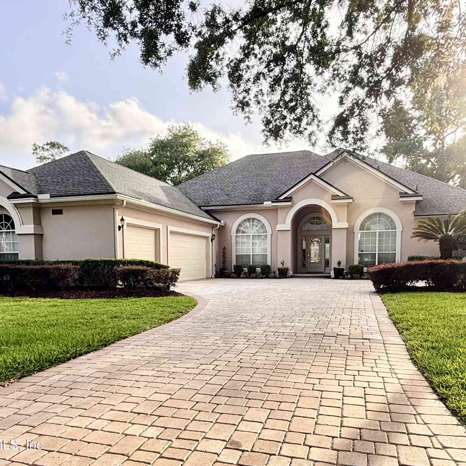 Homes For Sale - 3740 Wexford Hollow Road<br/> Jacksonville, FL 32224