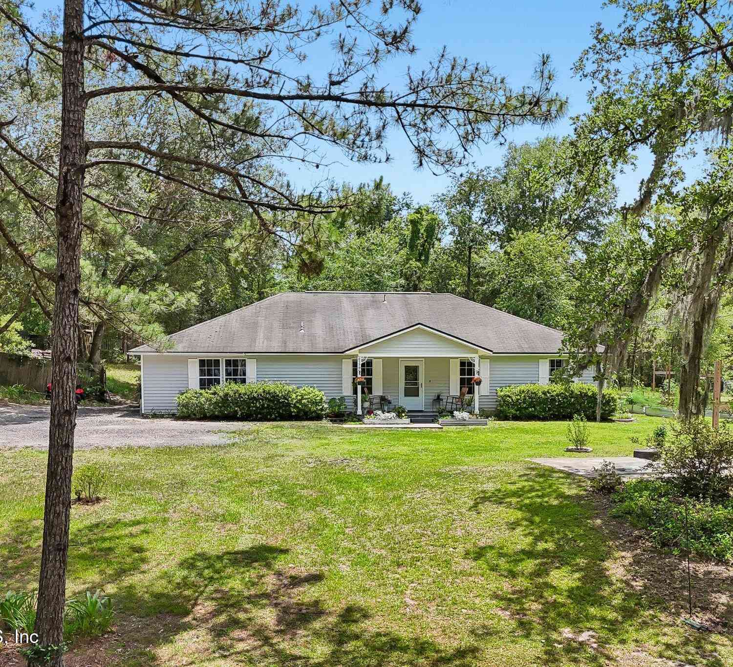 Homes For Sale - 4379 Tarragon Avenue<br/> Middleburg, FL 32068
