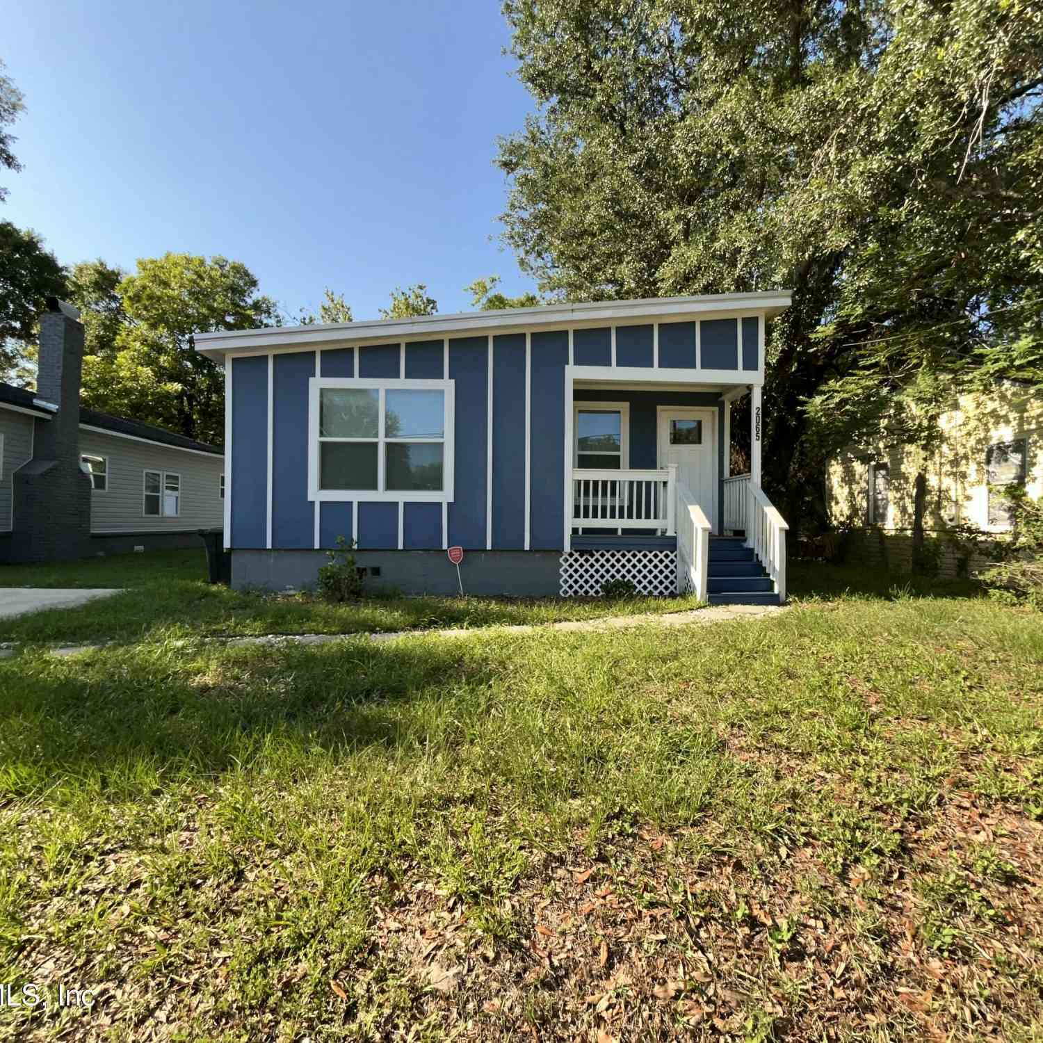 Homes For Sale - 2065 W 14th Street<br/> Jacksonville, FL 32209