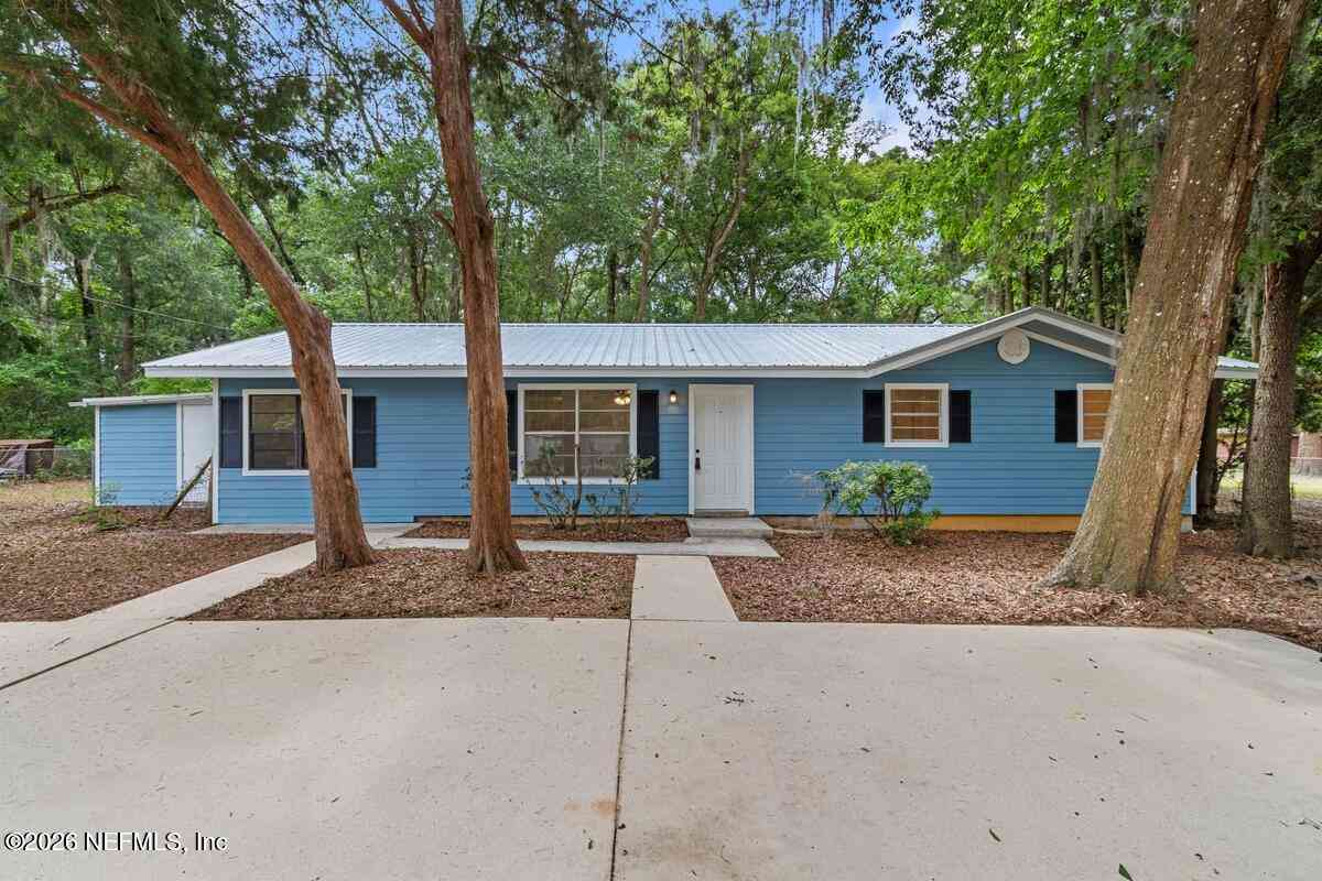 Homes For Sale - 110 Karen Drive<br/> Palatka, FL 32177