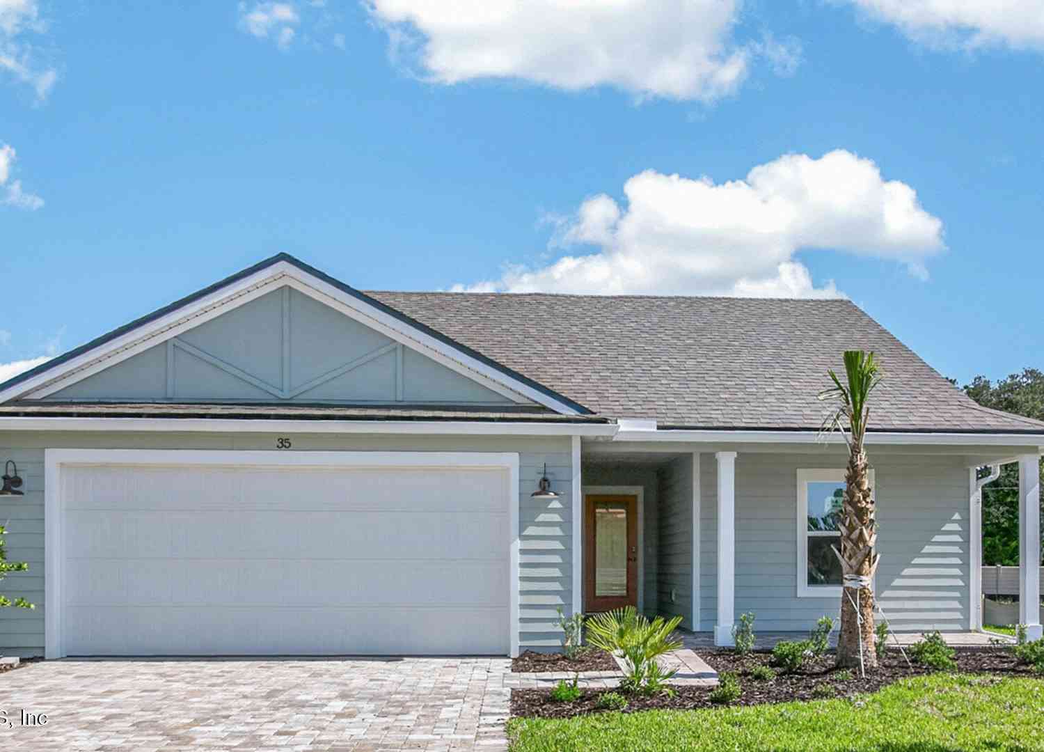 Homes For Sale - 35 Green Circle<br/> Palm Coast, FL 32164