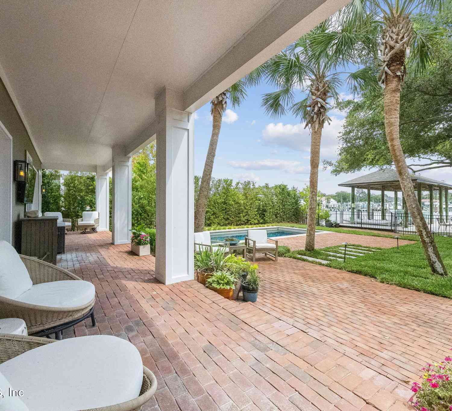 Homes For Sale - 4273 Venetia Boulevard<br/> Jacksonville, FL 32210