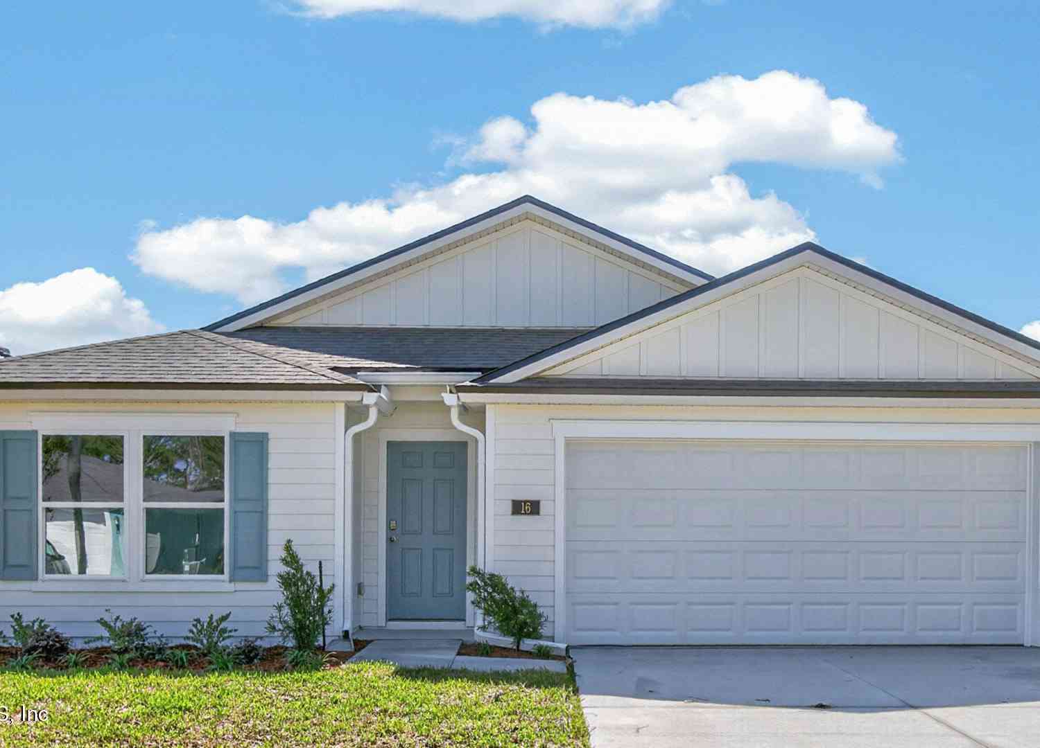 Homes For Sale - 16 Rybark Lane<br/> Palm Coast, FL 32164