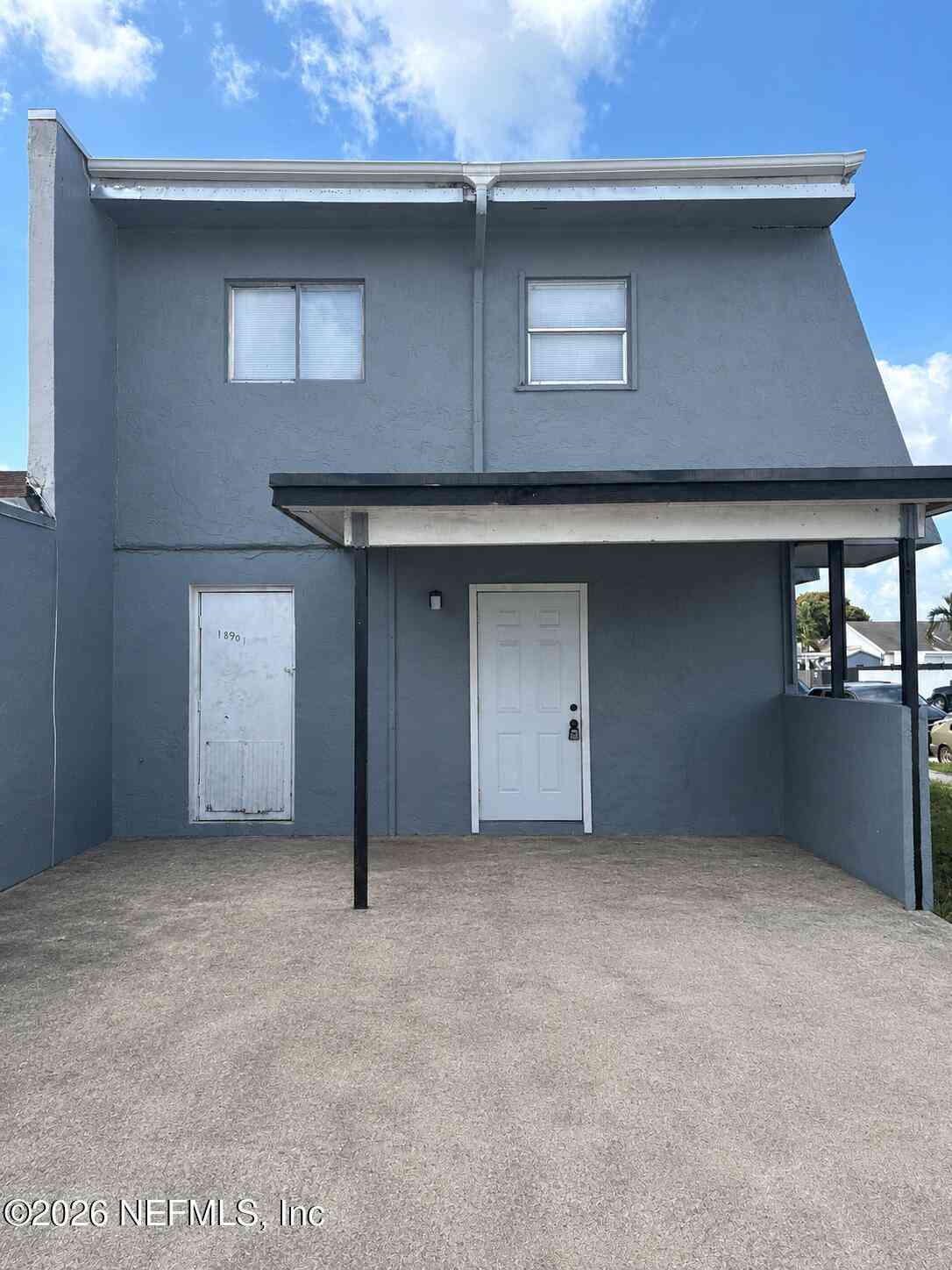 Townhouse For Rent - 18901 NW 46 Avenue<br/> Miami, FL 33054