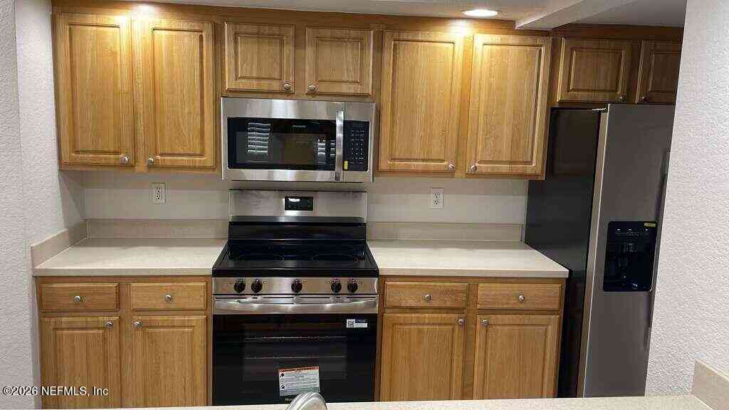 Condo For Sale - 10075 Gate Parkway #3010<br/> Duval County, Jacksonville, FL 32246