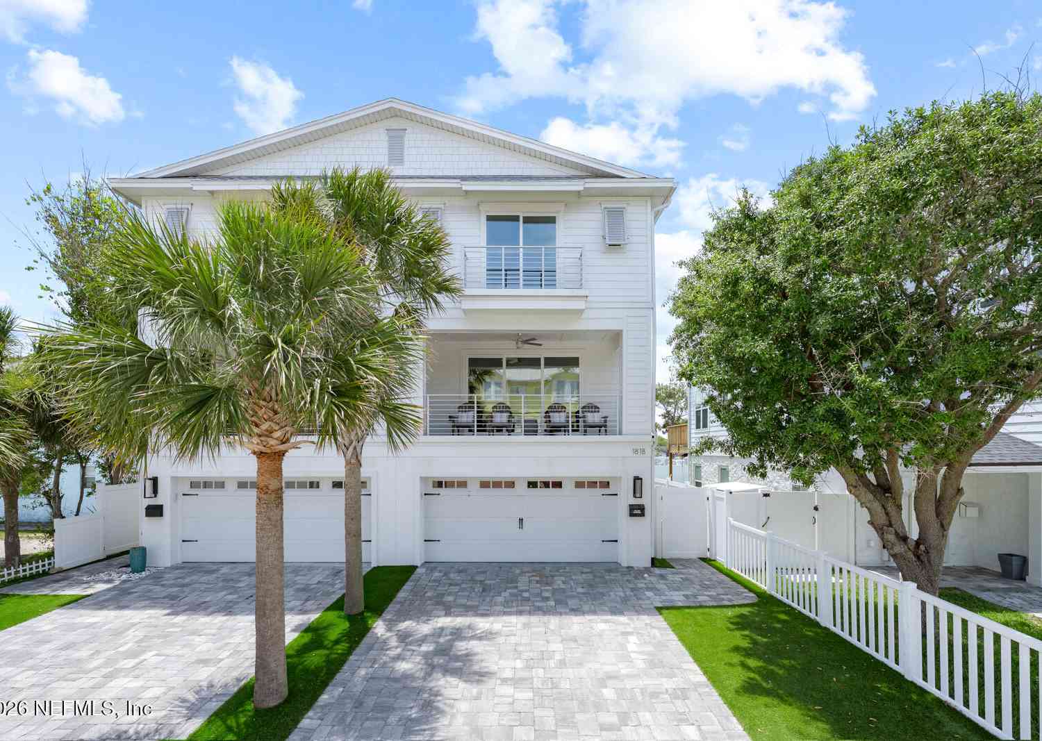 Townhouse For Sale - 1818 2nd Street<br/> Jacksonville Beach, FL 32250