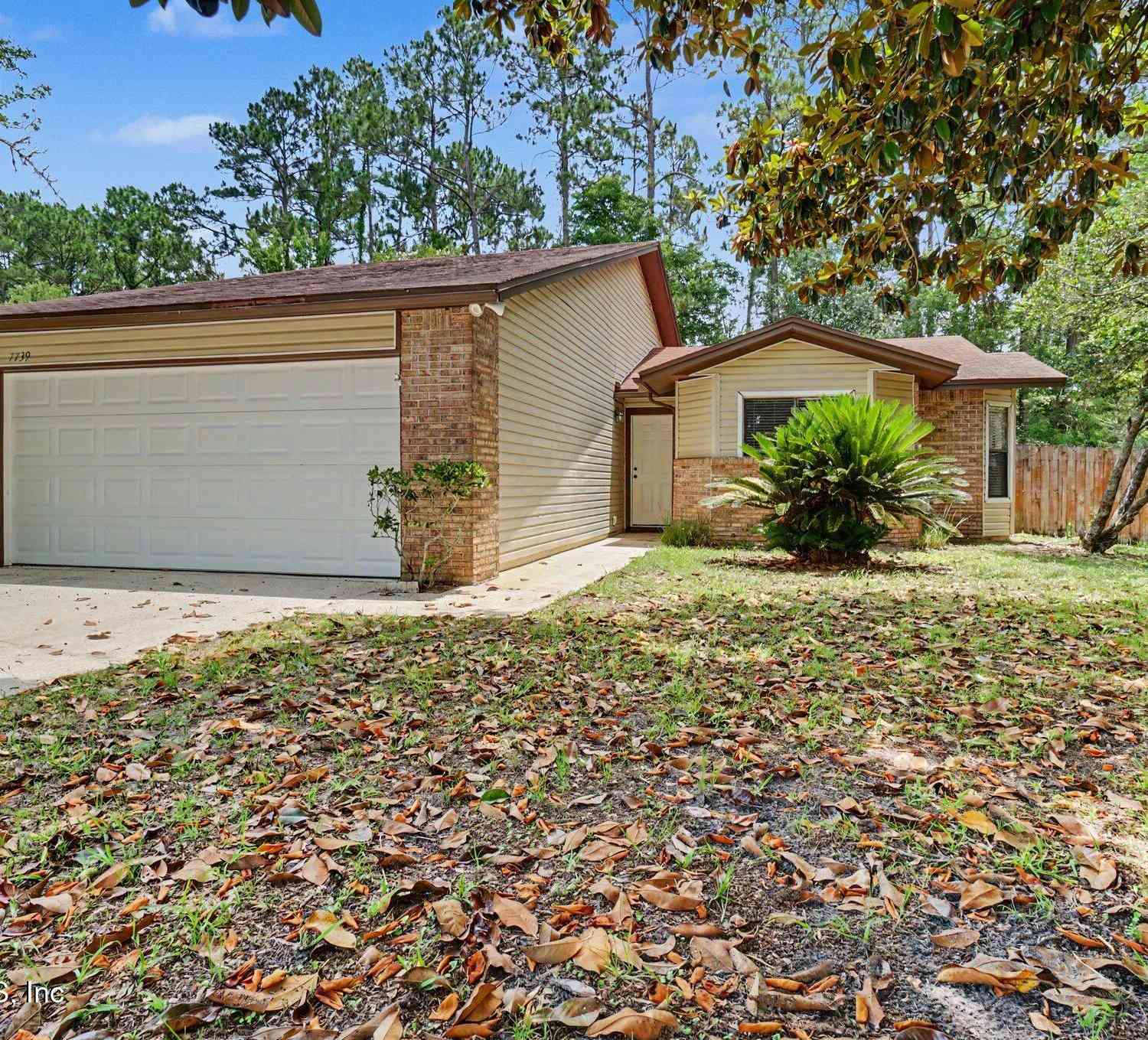 Homes For Sale - 7739 Settlers Landing Trail<br/> Jacksonville, FL 32244