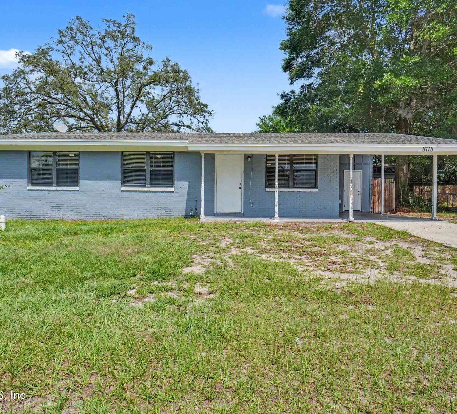 Homes For Sale - 5715 Hillman Drive<br/> Duval County, Jacksonville, FL 32244