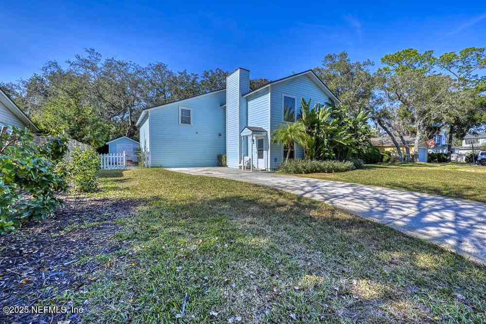 Homes For Sale - 1216 21st Street<br/> Jacksonville Beach, FL 32250