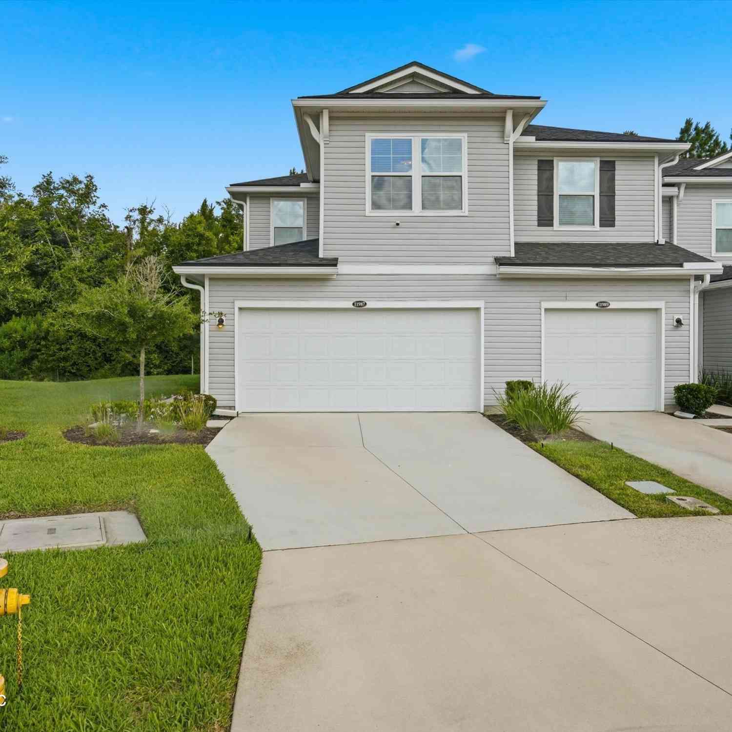 Townhouse For Sale - 11987 Calvesta Street<br/> Jacksonville, FL 32256