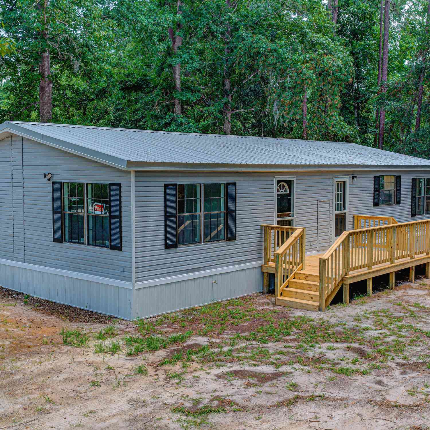 Mobile Home For Sale - 118 Waterway Drive<br/> Satsuma, FL 32189
