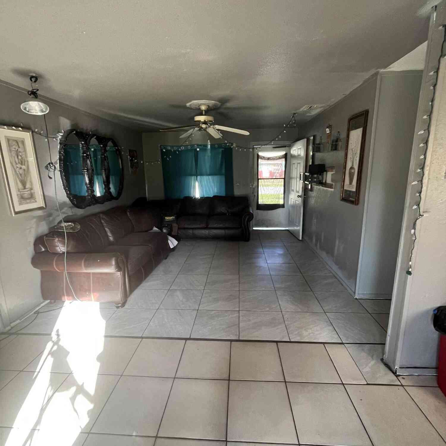 Homes For Sale - 813 Hymon Circle<br/> Flagler County, Bunnell, FL 32110