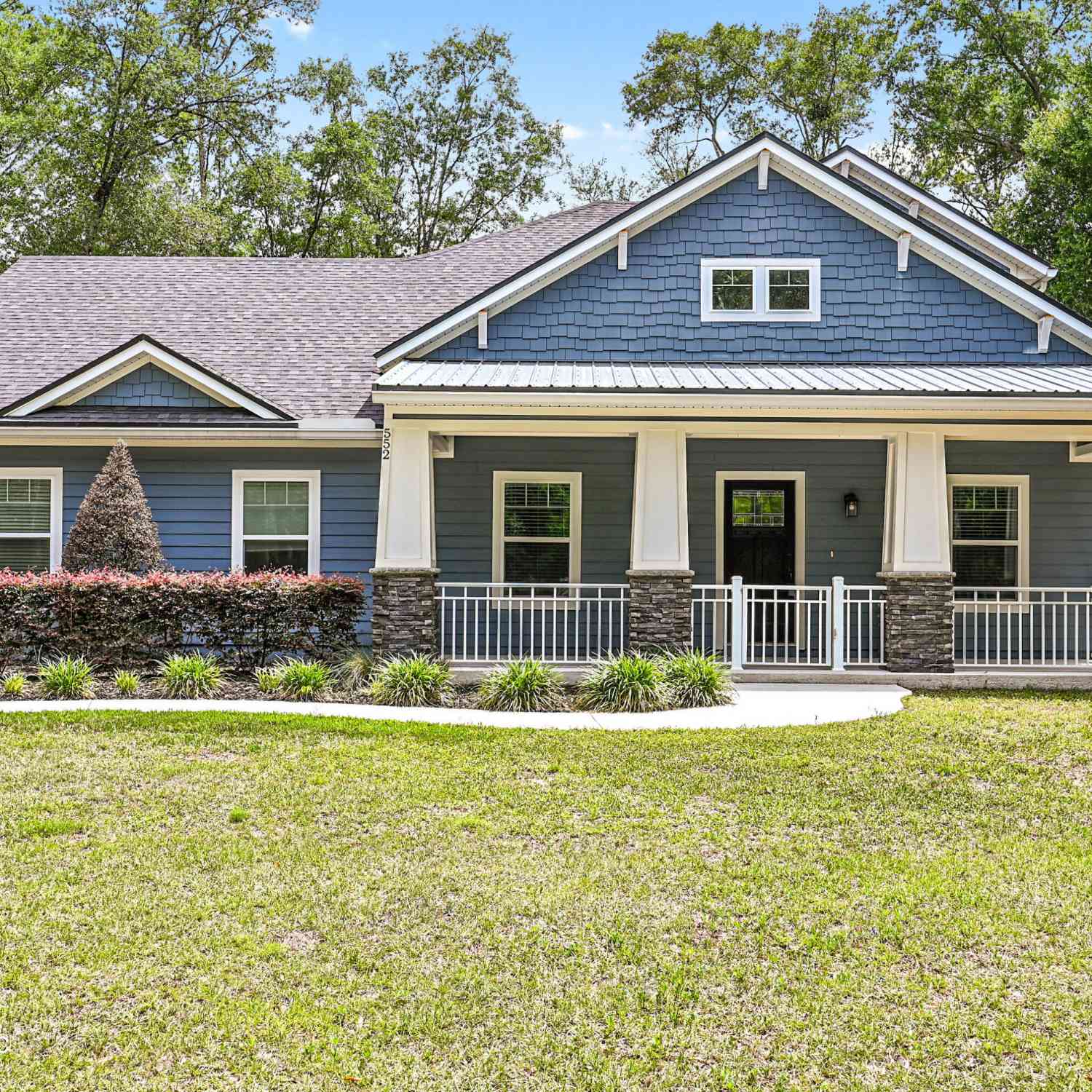 Homes For Sale - 552 Arthur Moore Drive<br/> Clay County, Green Cove Springs, FL 32043
