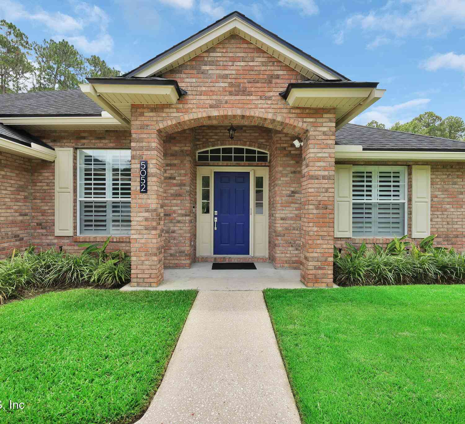 Homes For Sale - 5052 Taylor Creek Drive<br/> Jacksonville, FL 32258