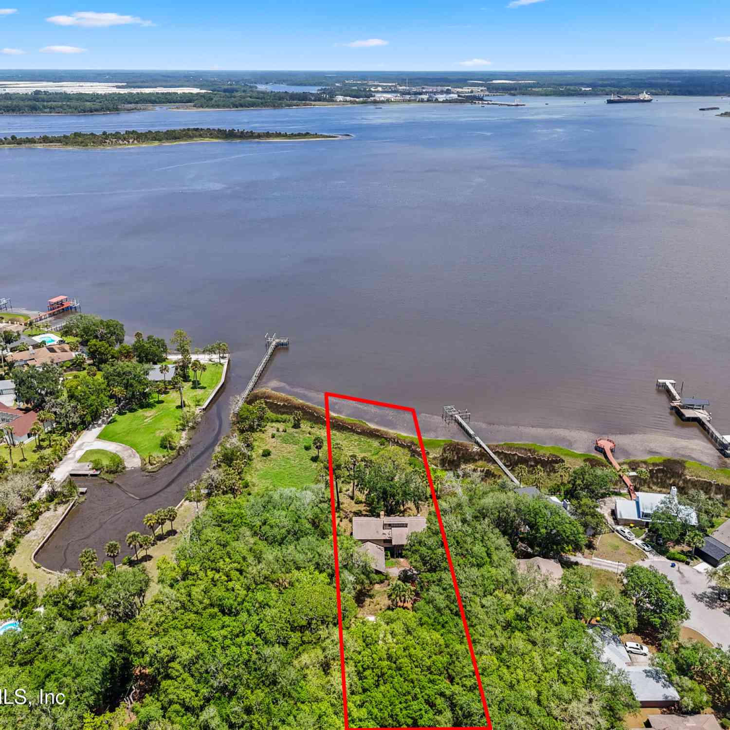 Homes For Sale - 5545 Edenfield Road<br/> Jacksonville, FL 32277