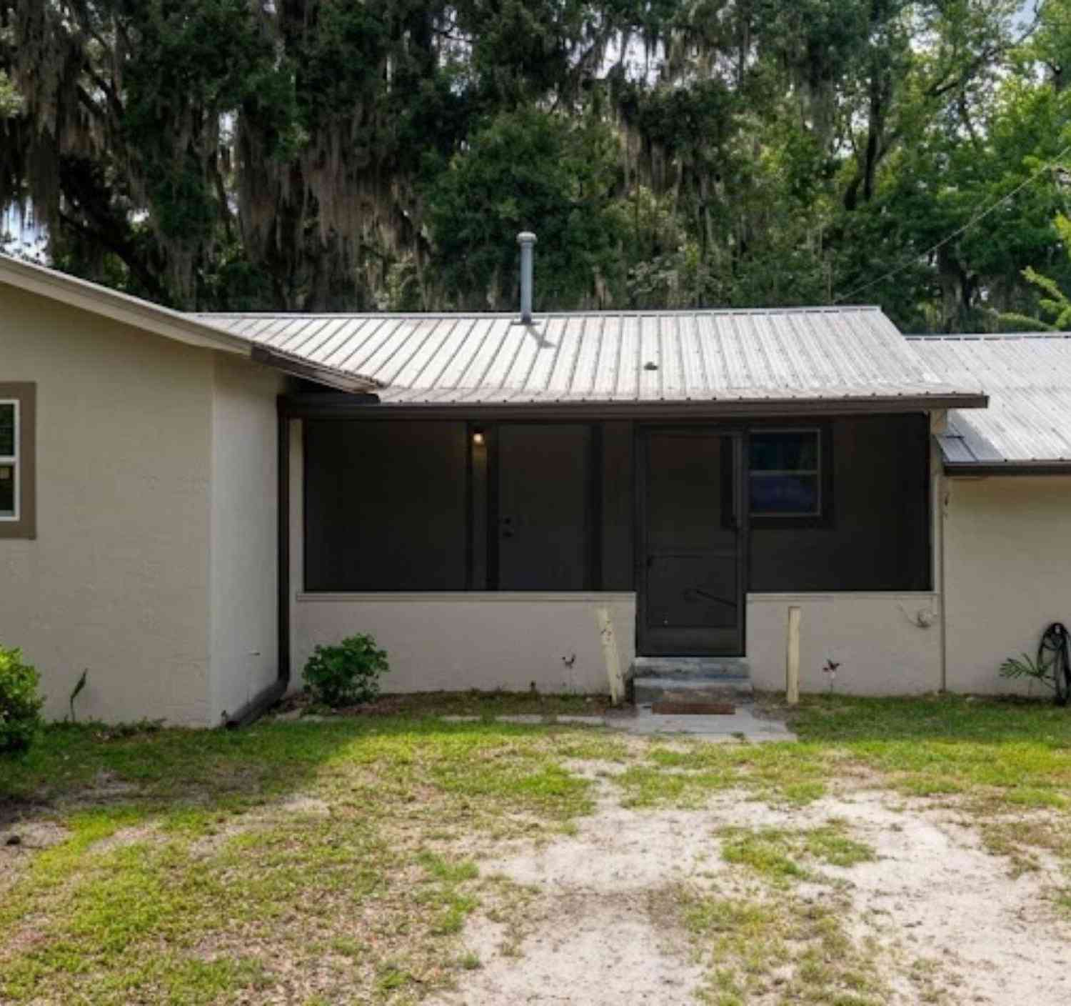 Homes For Sale - 210 15th Street<br/> Palatka, FL 32177