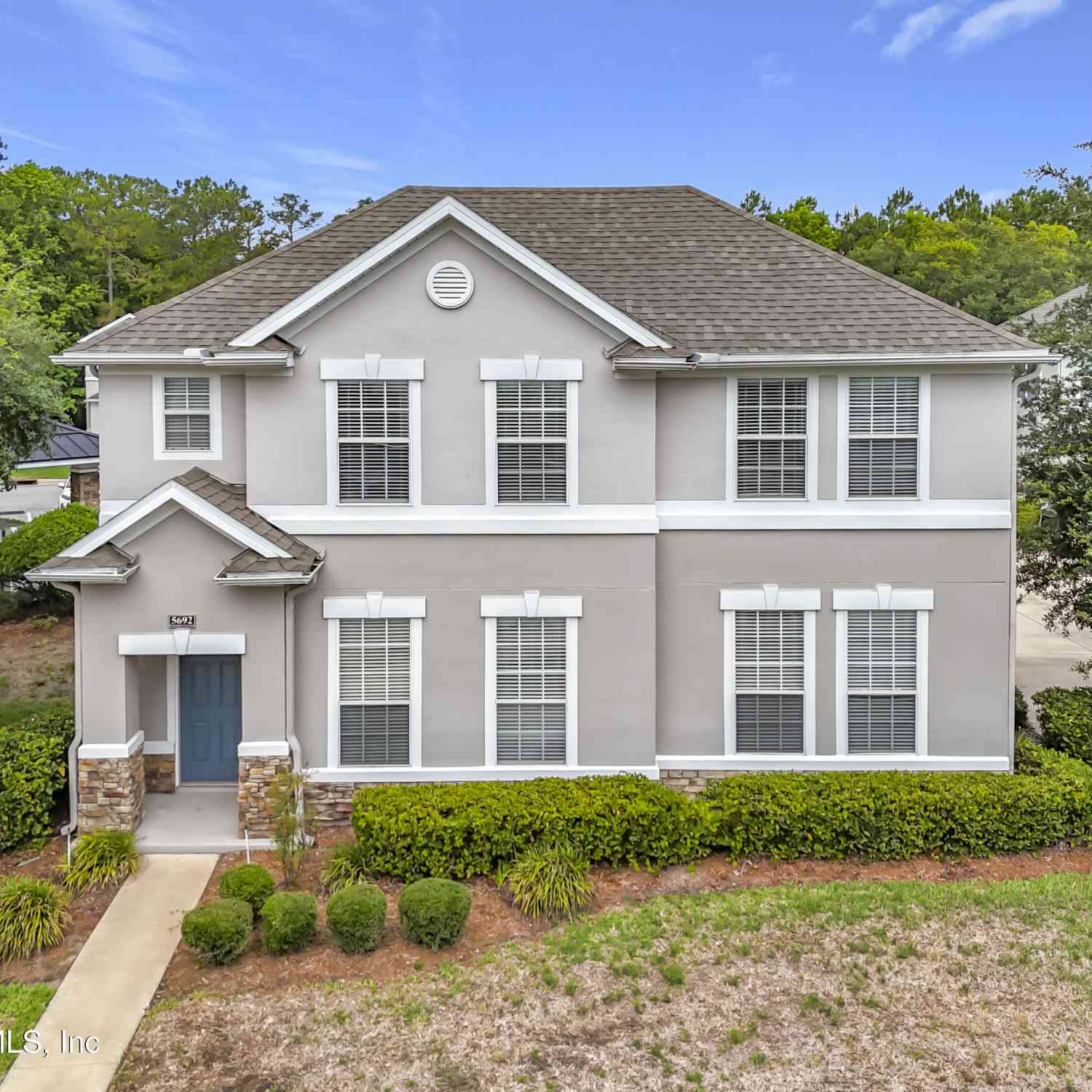 Townhouse For Sale - 5692 Parkstone Crossing Drive<br/> Jacksonville, FL 32258
