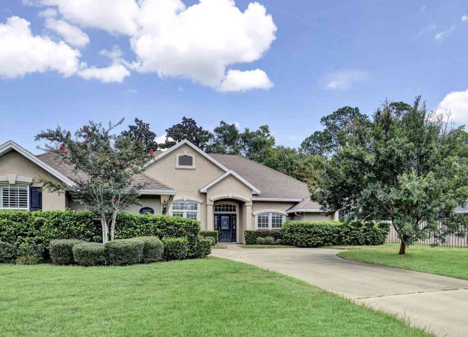 Homes For Rent - 11827 Crusselle Drive<br/> Jacksonville, FL 32223
