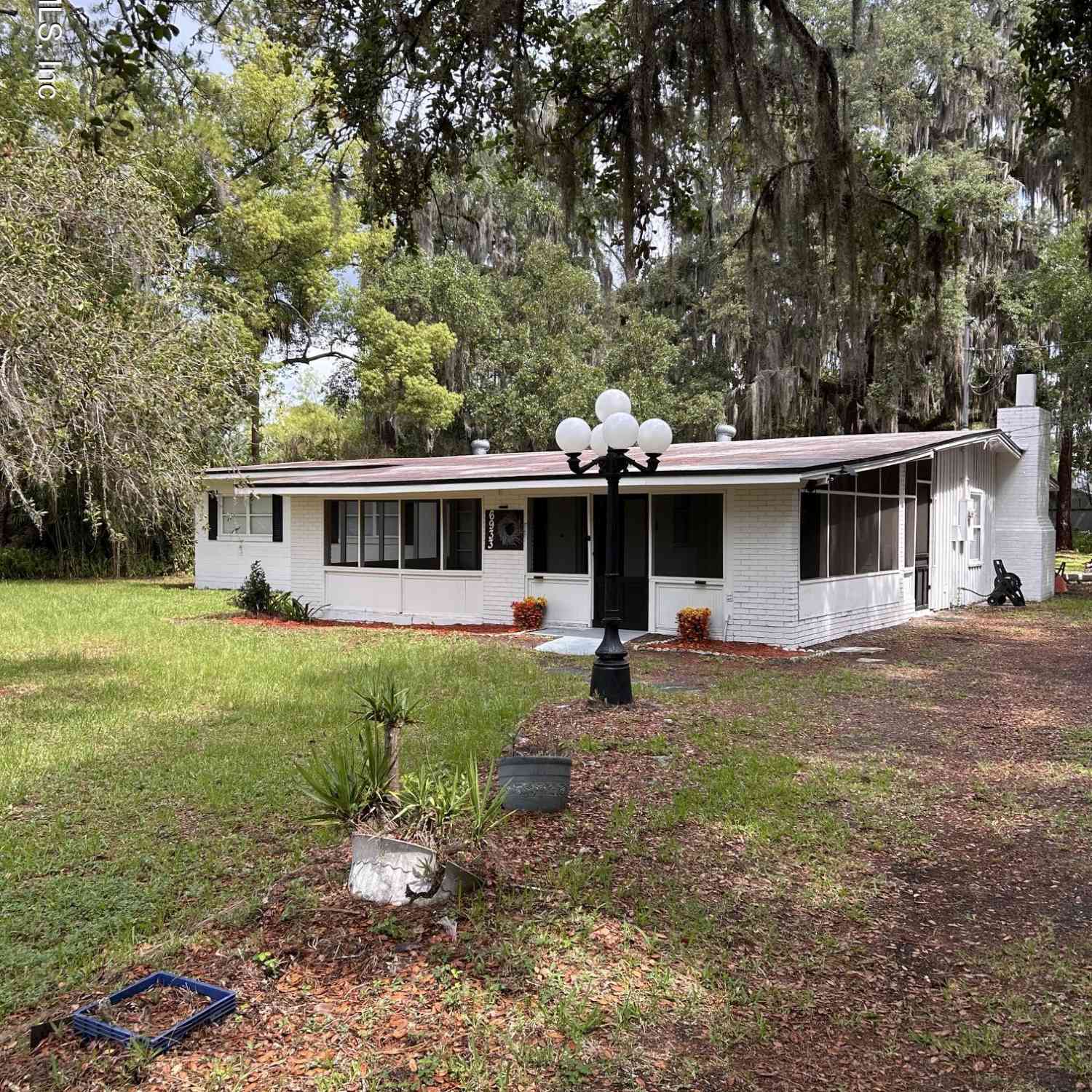Homes For Sale - 6933 Chicasaw Avenue<br/> Jacksonville, FL 32210
