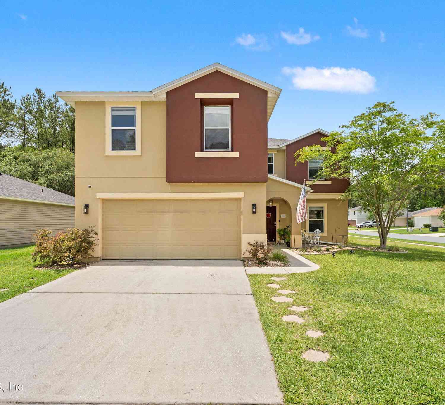 Homes For Sale - 11768 Silver Hill Drive<br/> Jacksonville, FL 32218