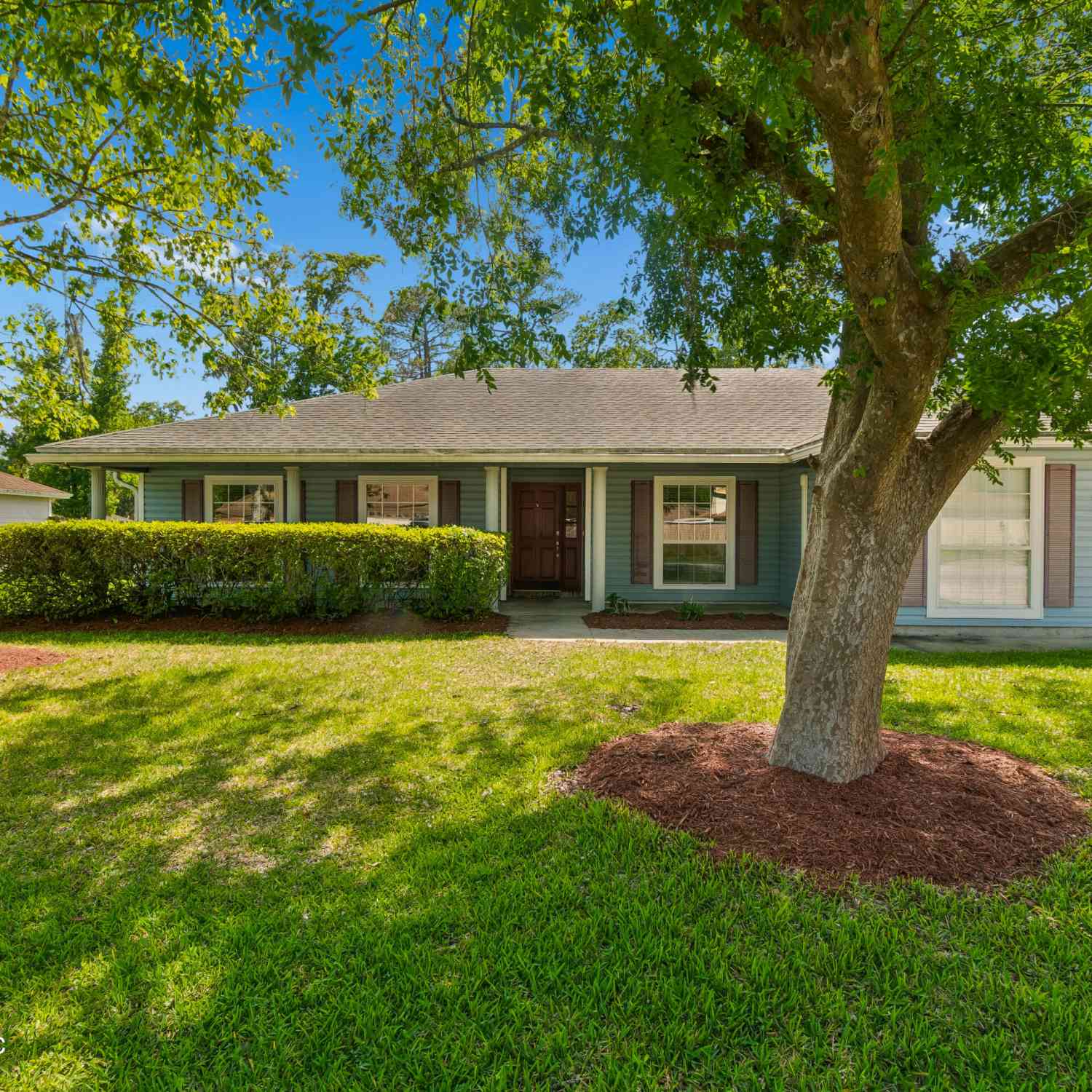 Homes For Sale - 12160 Banyan Tree Drive<br/> Jacksonville, FL 32258