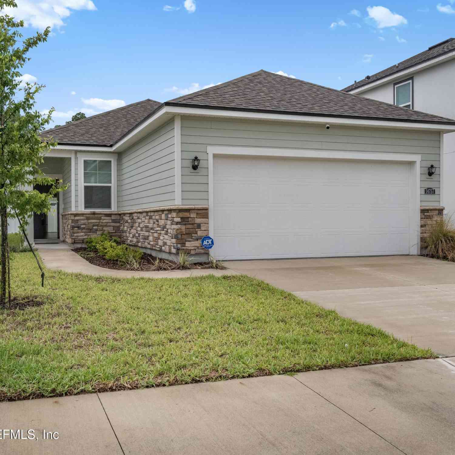 Homes For Rent - 14757 Cashew Avenue<br/> Jacksonville, FL 32218