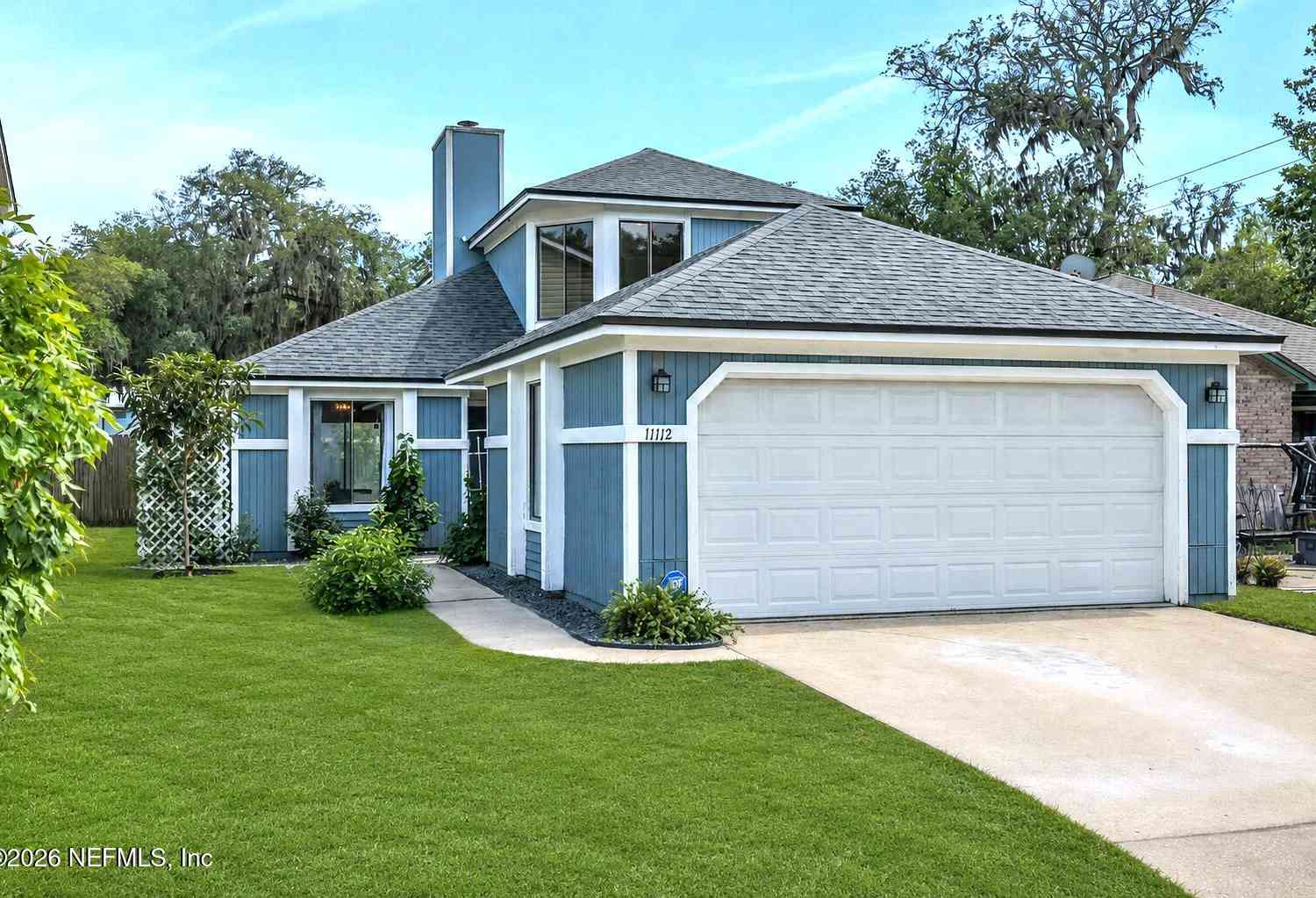 Homes For Sale - 11112 Caroline Crest Drive<br/> Jacksonville, FL 32225