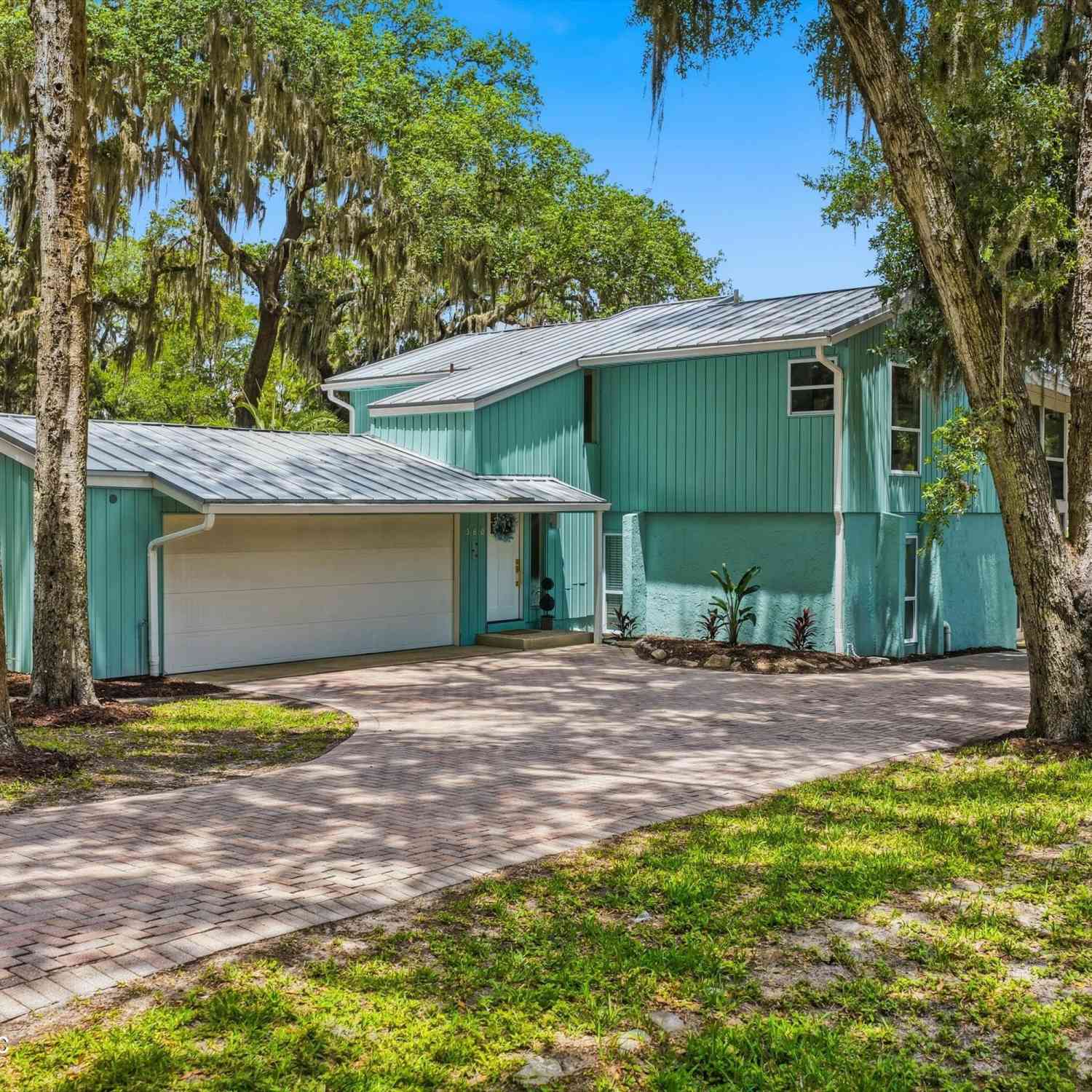 Homes For Sale - 360 Tidewater Drive<br/> Jacksonville, FL 32211