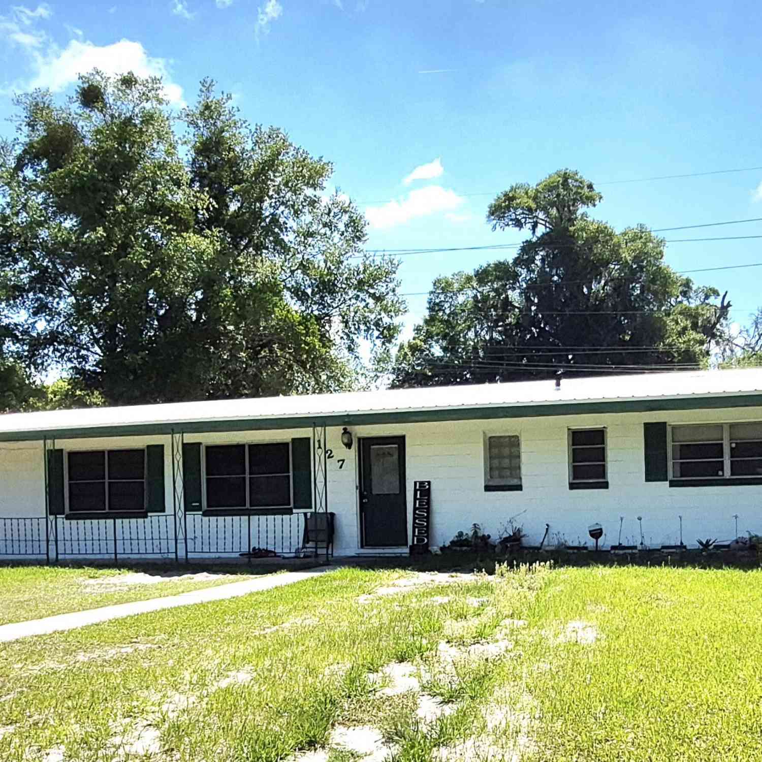 Homes For Rent - 127 Crestwood Avenue<br/> Putnam County, Palatka, FL 32177