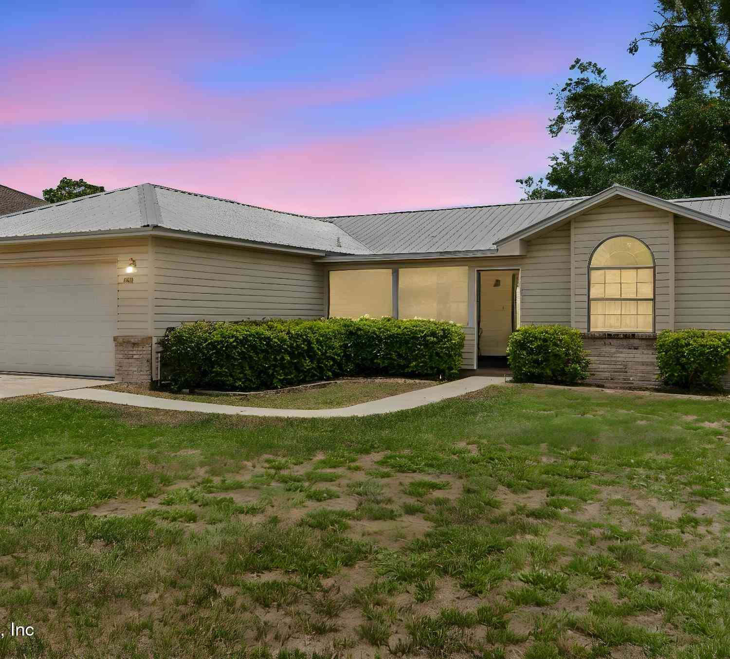 Homes For Sale - 6102 W 1st Manor<br/> Putnam County, Palatka, FL 32177