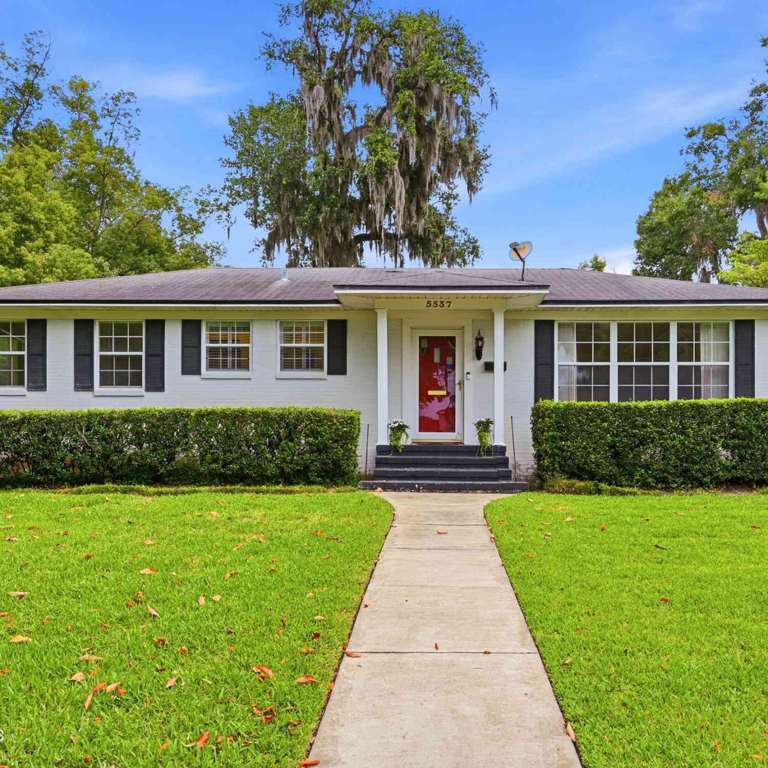 Homes For Sale - 5537 Clifton Road<br/> Duval County, Jacksonville, FL 32211