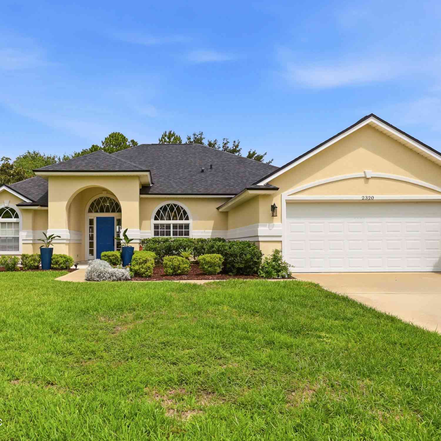 Homes For Sale - 2320 Chartley Lane<br/> Jacksonville, FL 32246