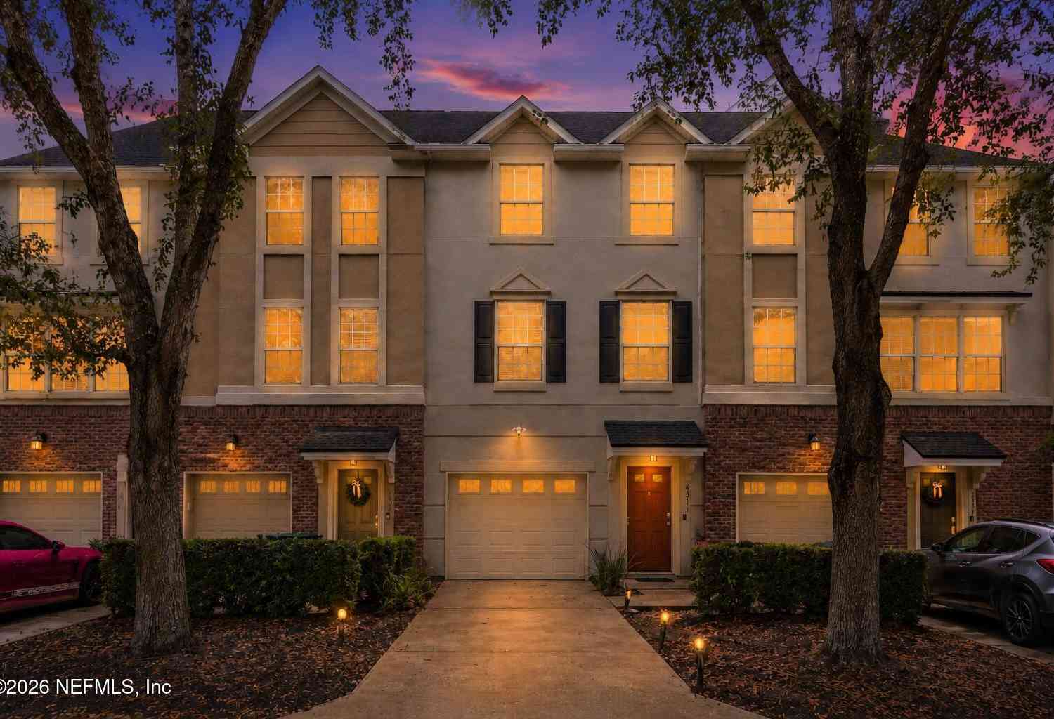 Townhouse For Sale - 4511 Capital Dome Drive<br/> Jacksonville, FL 32246