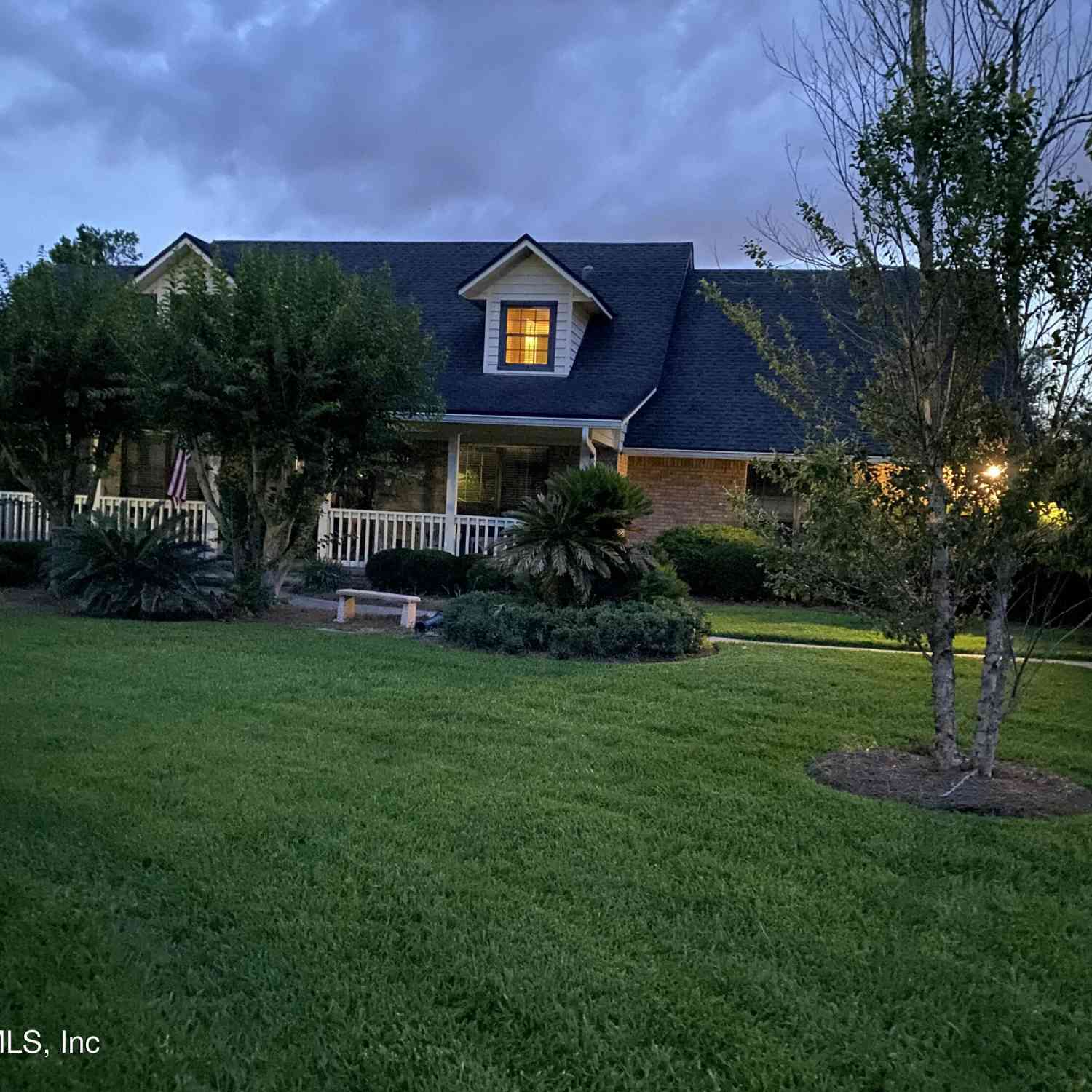 Homes For Sale - 711 Balmoral Lane<br/> Clay County, Orange Park, FL 32073