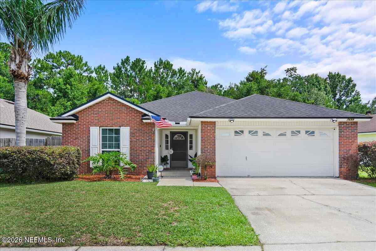 Homes For Sale - 7699 Fawn Lake Drive<br/> Jacksonville, FL 32256