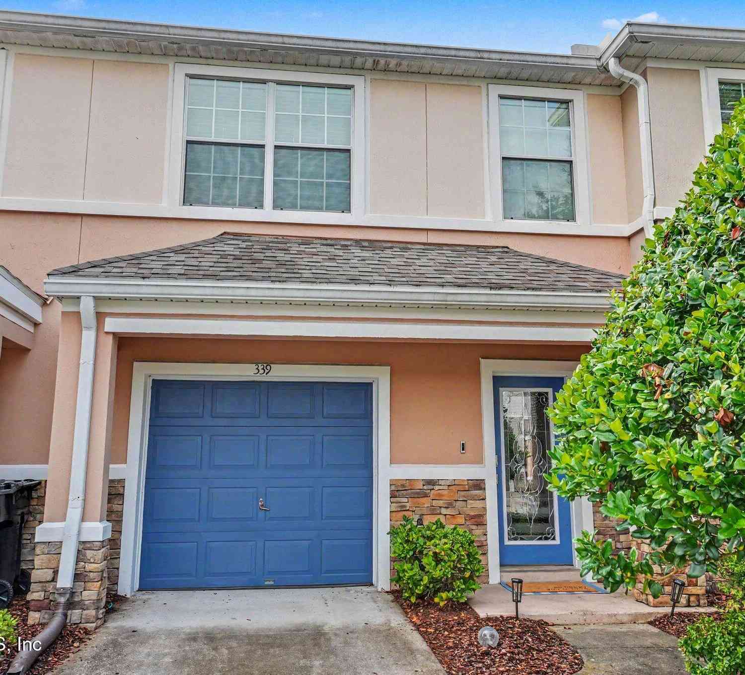 Townhouse For Sale - 339 Sunstone Court<br/> Orange Park, FL 32065