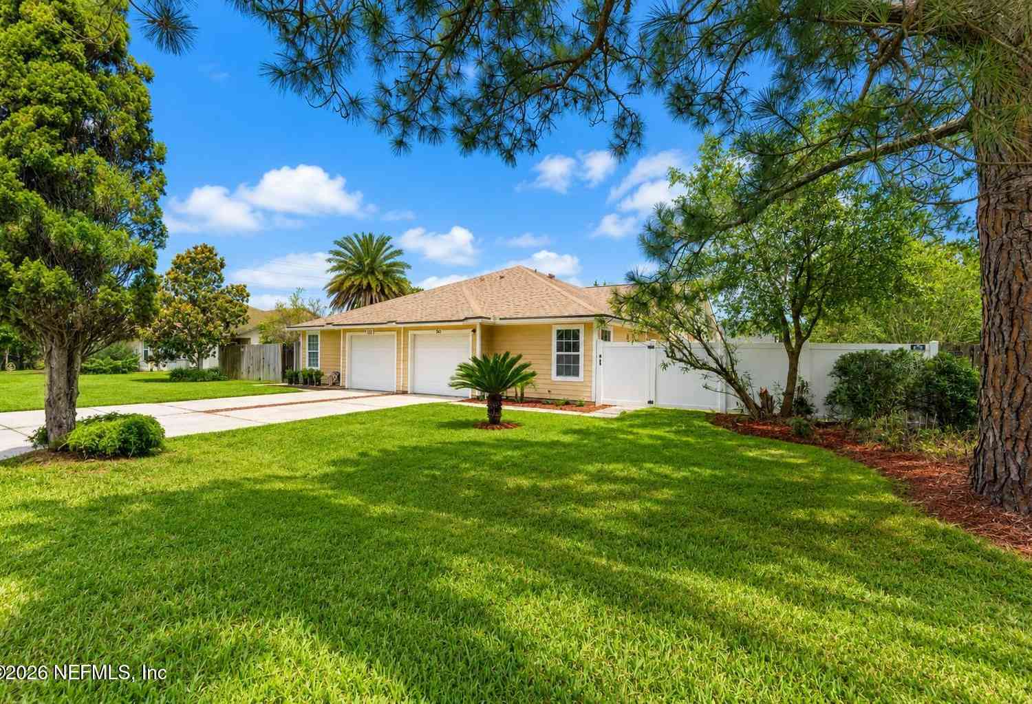Homes For Sale - 165 Las Palmas Lane<br/> Saint Johns County, Ponte Vedra Beach, FL 32082