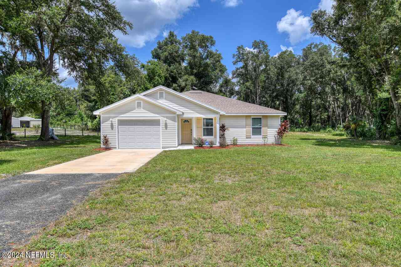 Homes For Sale - 101 Killian Drive<br/> Putnam County, Heathrow, FL 32640