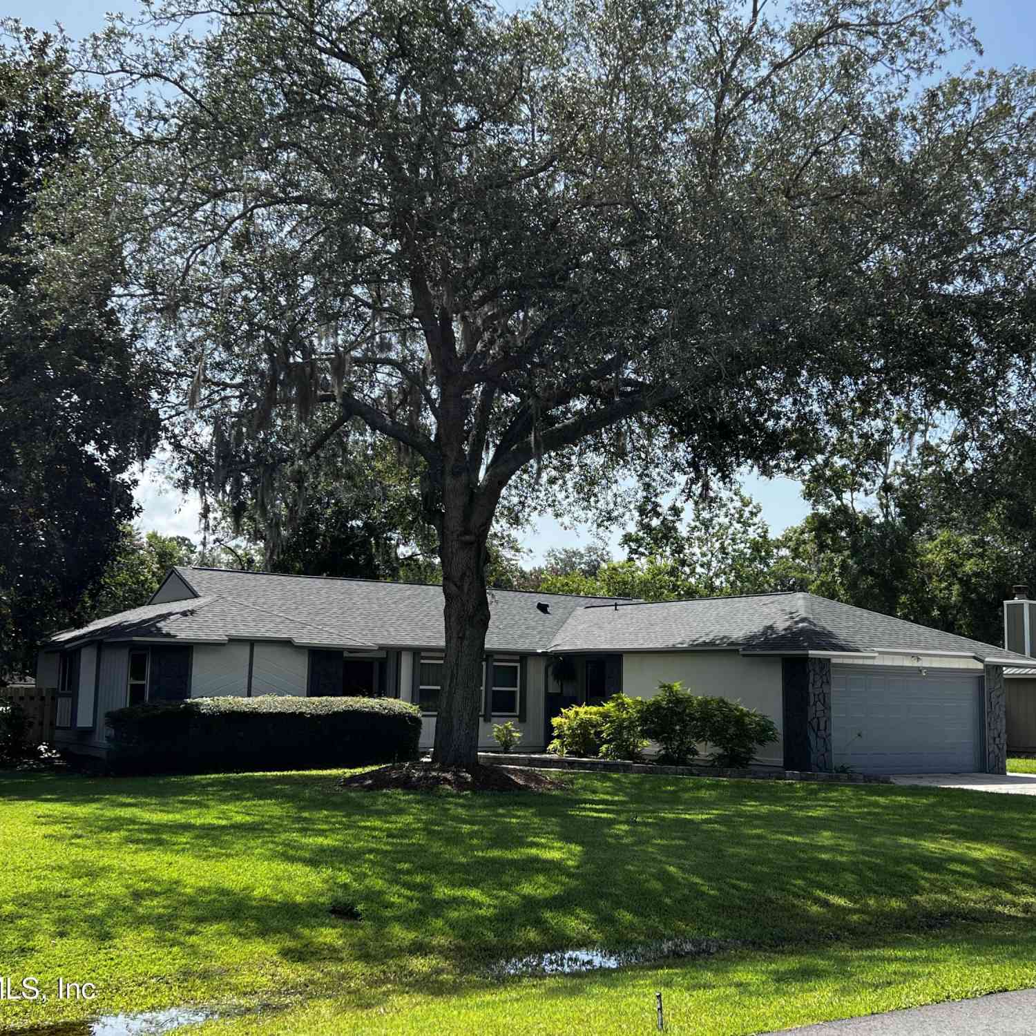 Homes For Rent - 6137 Island Forest Drive<br/> FlemingKey, FL 32003