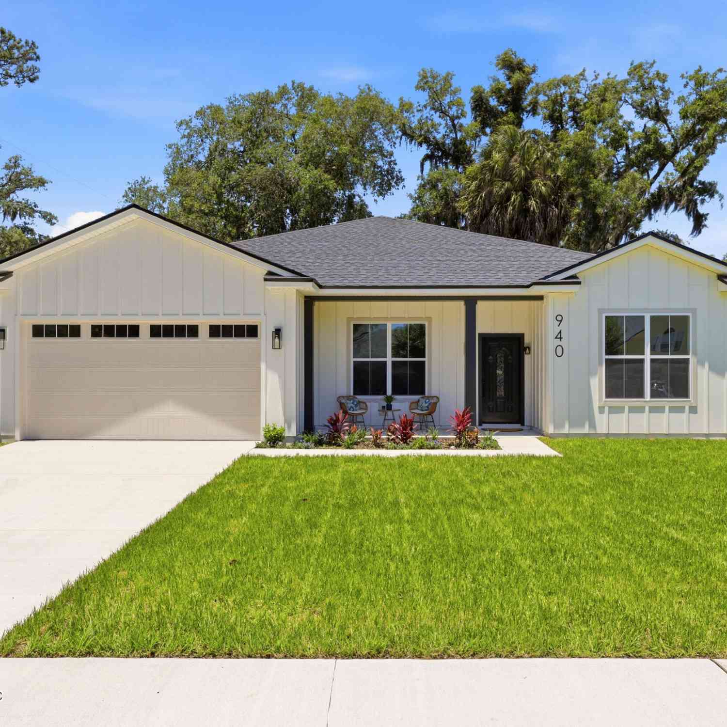 Homes For Sale - 940 Anna Avenue<br/> Orange Park, FL 32073