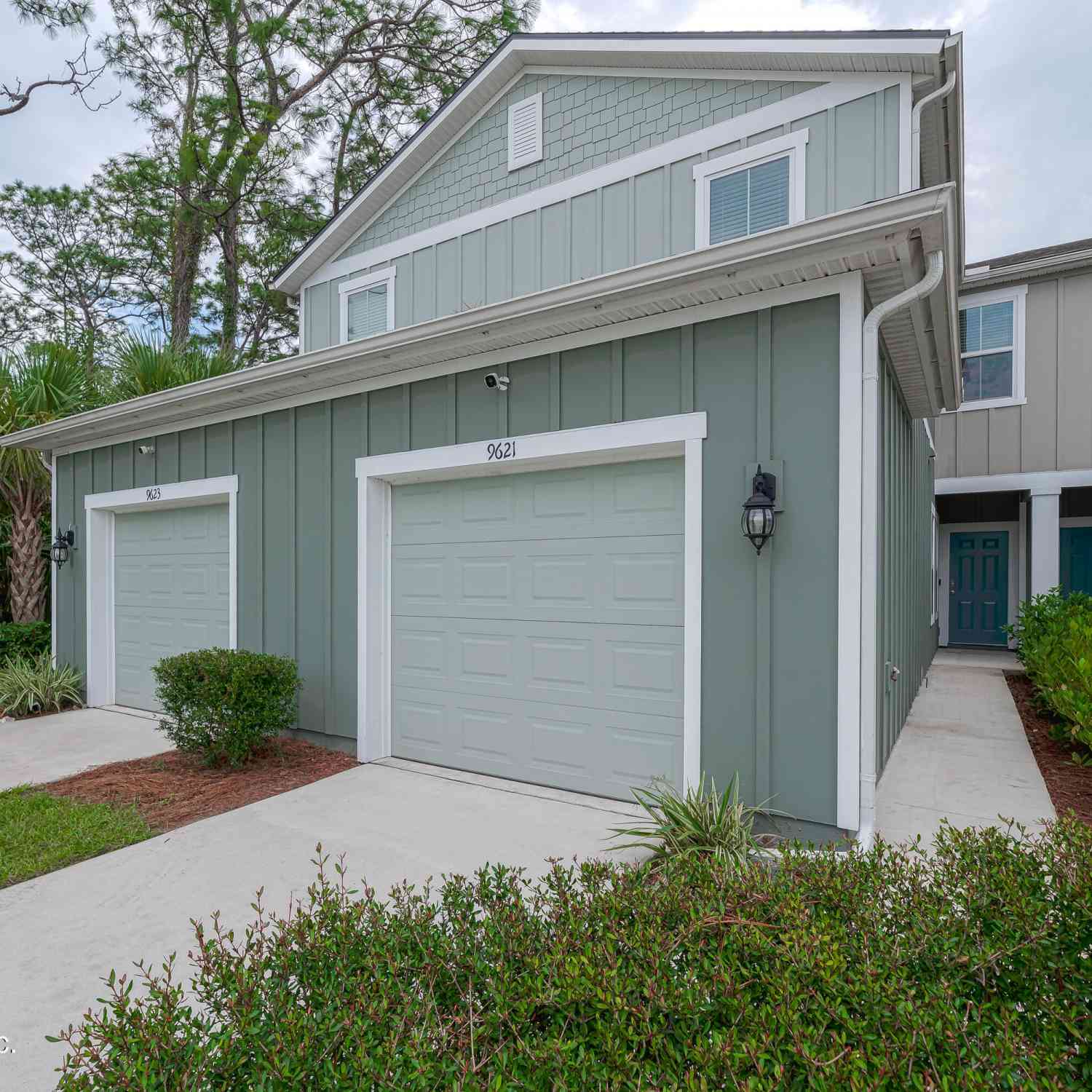 Townhouse For Rent - 9621 Baylin Court<br/> Jacksonville, FL 32256