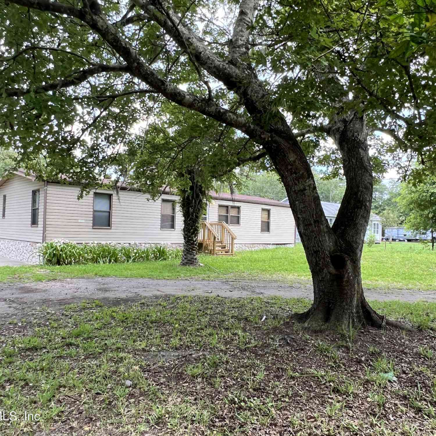 Mobile Home For Rent - 14250 Tiki Lane<br/> Duval County, Jacksonville, FL 32226