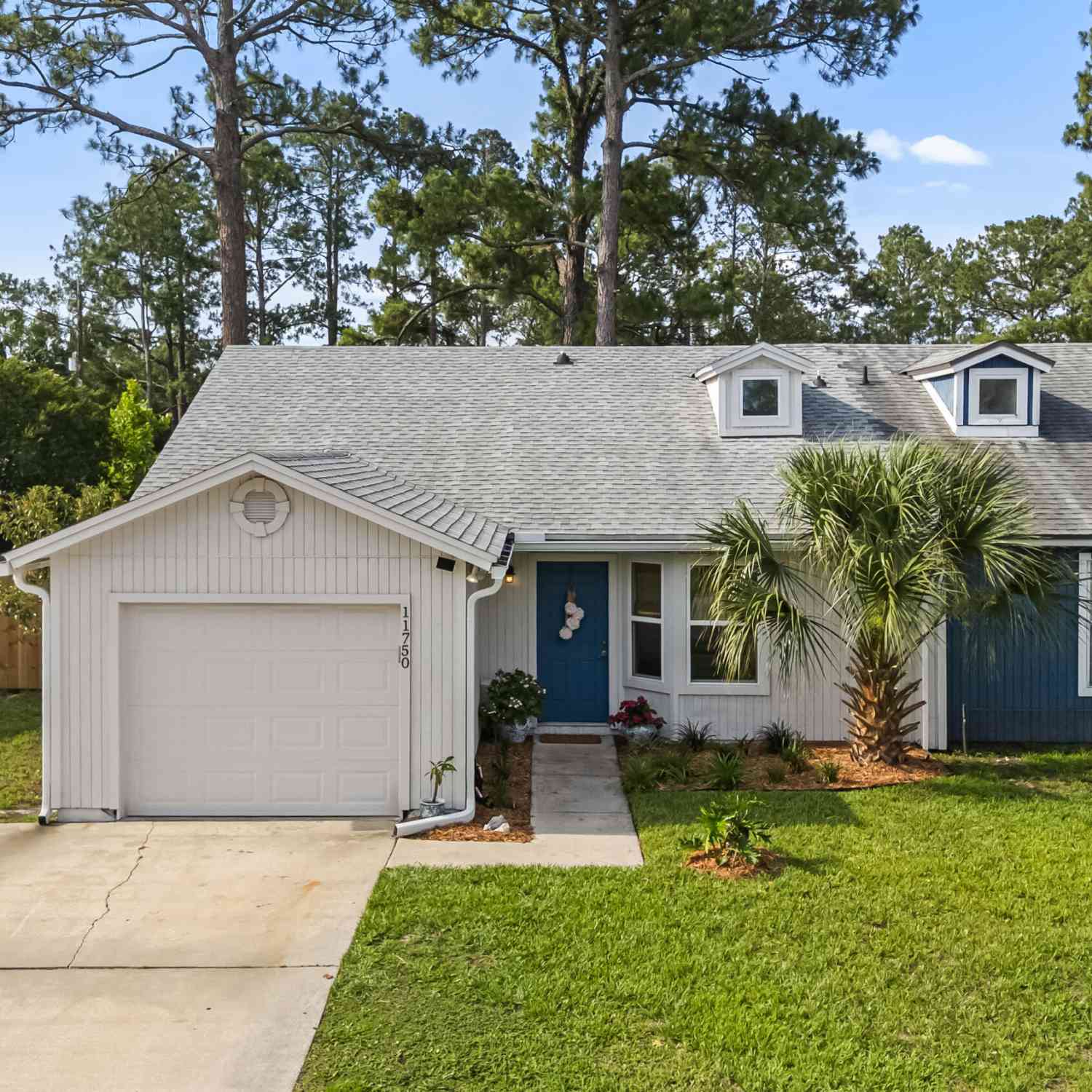 Townhouse For Sale - 11750 White Horse Road<br/> Jacksonville, FL 32246