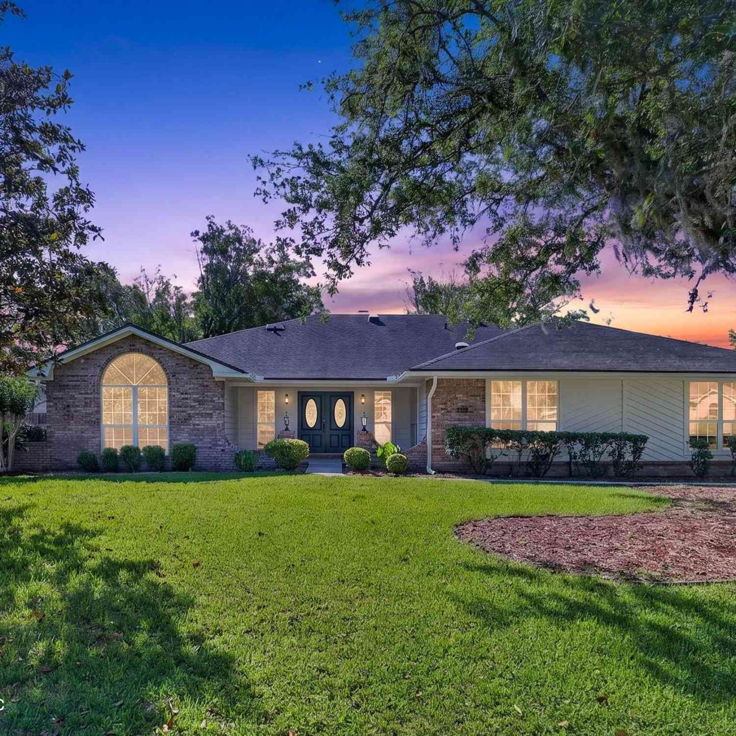 Homes For Sale - 655 Fingal Drive<br/> Orange Park, FL 32073