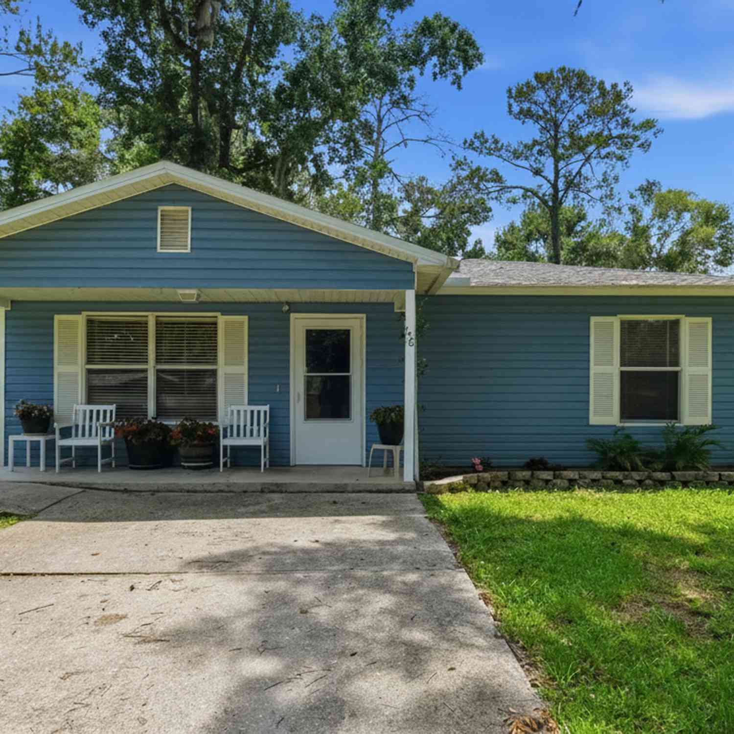 Homes For Sale - 156 Estates Avenue<br/> Brooksville, FL 34601