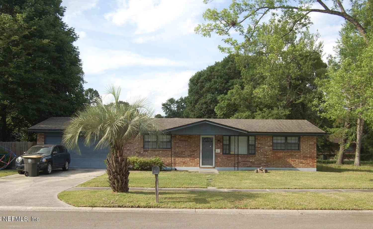 Homes For Sale - 8321 Santman Court<br/> Jacksonville, FL 32221