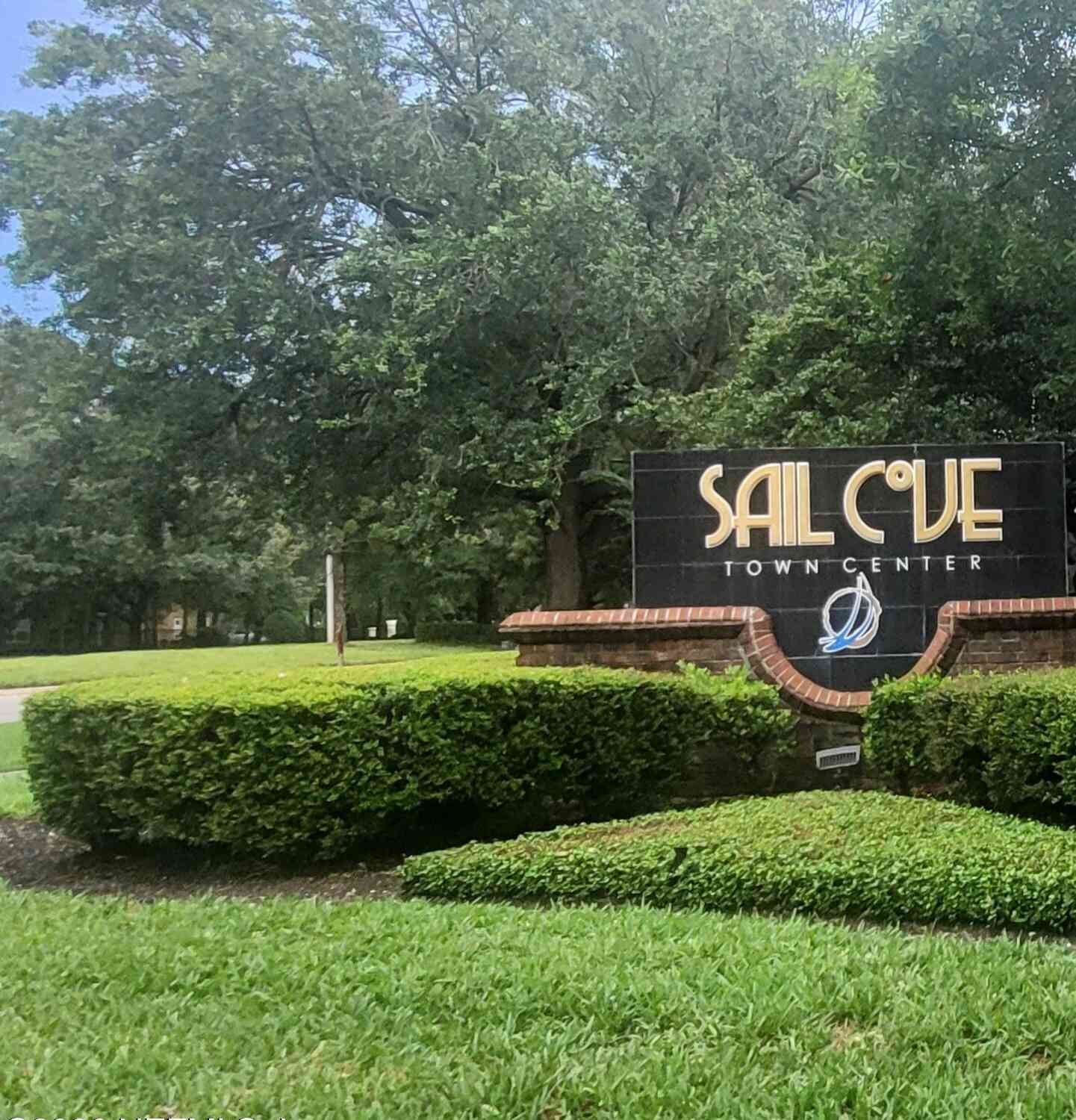Condo For Sale - 10000 Gate Parkway #512<br/> Jacksonville, FL 32246