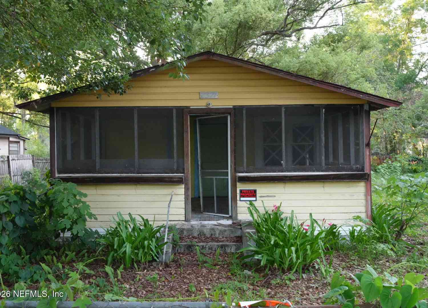 Homes For Sale - 2371 Jayson Avenue<br/> Duval County, Jacksonville, FL 32208