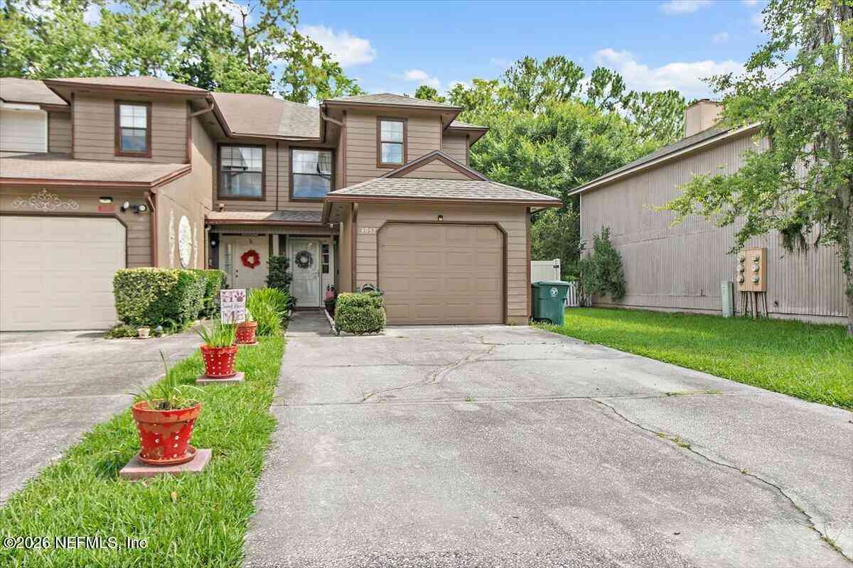 Townhouse For Sale - 3957 Laurelwood Drive<br/> Jacksonville, FL 32257